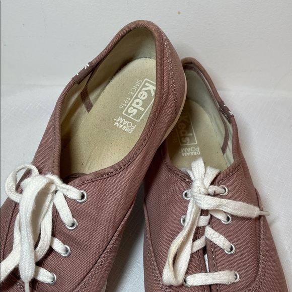 KEDS Dusty Rose Canvas Sneakers. Size 10. Comfortable. Trendy - Picture 2 of 6